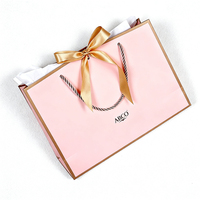 Sac cadeau rose de haute qualité, boîte cadeau, ornement, parfum arabe, poignée noire avec ruban, boîte en papier, sac en papier kraft, emballage