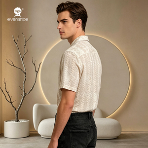 <span class=keywords><strong>Camisa</strong></span> de <span class=keywords><strong>Hombre</strong></span> Artesanal con Diseño Calado, 185gsm, 30% Algodón, 70% Poliéster, Patrón Zig-Zag, Estilo Cubano para Playa - Product Image 3