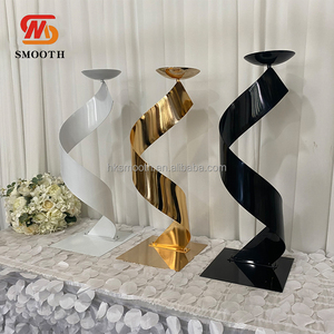 Elegante Soporte de Metal para Flores en Negro, Blanco y Dorado, Centro de Mesa para Bodas, Eventos, Fiestas y Cumpleaños - Product Image 1