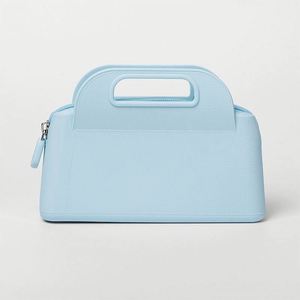 Pochette à maquillage et brosses de maquillage imperméable en silicone grande capacité pour femme, résistante à l'usure, avec fermeture éclair, style bonbon, très tendance - Product Image 5