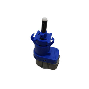สวิตช์ไฟเบรกมาสด้า BN7N-66-490 8T4T-9G854-AA ชิ้นส่วนทดแทนพลาสติก - Product Image 1