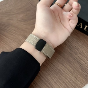 <span class=keywords><strong>Bracelet</strong></span> magnétique en <span class=keywords><strong>cuir</strong></span> pour <span class=keywords><strong>Apple</strong></span> <span class=keywords><strong>Watch</strong></span> 42mm 40mm 44mm 46mm 49mm <span class=keywords><strong>Bracelet</strong></span> de montre Ultra Series 11 10 9 8 <span class=keywords><strong>7</strong></span> 6 Ultra <span class=keywords><strong>Watch</strong></span> Strap - Product Image 6