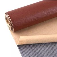 Vente en gros de cuir PVC auto-adhésif-0.3 à 1.0mm d'épaisseur, rouleaux de 50m pour la production de masse de chaussures, sacs (tailles personnalisées OEM)