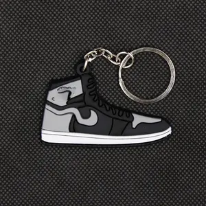 Großhandel billig AJ 1 Basketballs chuhe Anhänger 2D Mini Sneaker weichen PVC Gummi Schlüssel bund