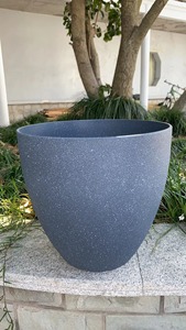 Amei Factory Supply - Grandes jardinières d'extérieur modernes en plastique PP, design contemporain, pour usage domestique, couleur et logo personnalisables - Product Image 6