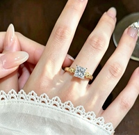 Bague solitaire en diamant de laboratoire taille princesse 1 carat Xinfly, en or jaune 18 carats véritable, avec bande brossée, bijoux fins, vente en gros