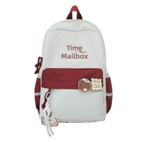 Nouveau sac à dos minimaliste en nylon pour femme, style universitaire, capacité 20-35L, design chic et frais avec bandoulière incurvée