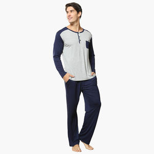 Ensemble de pyjama pour homme, pyjama en coton respirant, vêtements de nuit personnalisés pour homme, ensemble de pyjama bicolore - Product Image 1