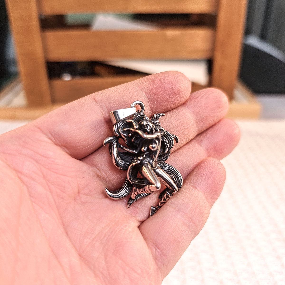 จี้เดี่ยวไม่มีโซ่