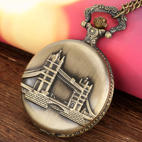Cadeau souvenir britannique bijoux en métal vintage London Tower Bridge collier chaîne hommes montre de poche