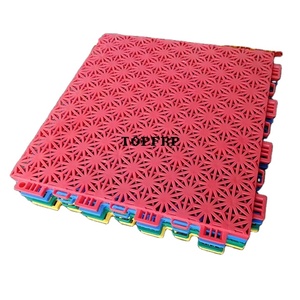 Alfombrilla de plástico PP Enclavamiento de baldosas deportivas de corte - Product Image 3