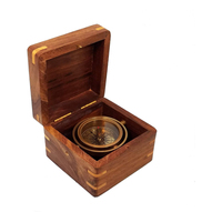 Adolescents pour l'obtention du diplôme boussole gravée personnalisée dans une boîte en bois | Boussole de bureau en laiton antique cadeaux pour hommes