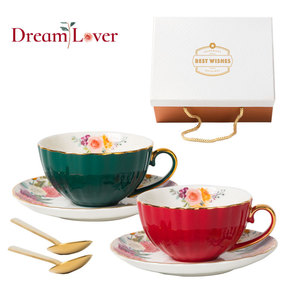 Tasses à thé et soucoupes en céramique lisse de style moderne chic, accessoires en porcelaine de haute qualité de style rétro pour restaurant ou fête - Product Image 1