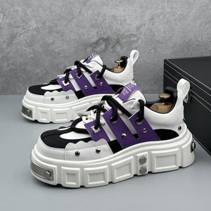 Nuevos zapatos casuales para hombre con suela gruesa, versátiles y modernos, adecuados para estudiantes como calzado escolar informal. - Product Image 3