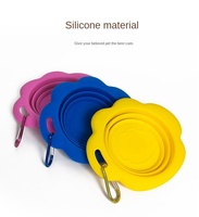 Bol d'alimentation pour animaux de compagnie en silicone personnalisé, pliable, portable, pour chien et chat, avec mousqueton pour les voyages en plein air