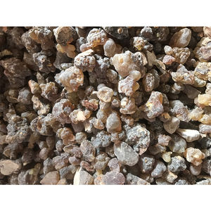 Aceite Esencial de incienso de árbol, venta al por mayor, que tiene aparejos de árbol, color negro - Product Image 2