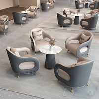 Ensemble de table et chaises de négociation pour bureau commercial, style moderne minimaliste de luxe léger, et canapé de réception d'invités pour salon d'affaires