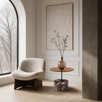 Table basse ronde en marbre naturel violet-rouge avec plateau en verre fumé, base sculpturale en forme de tambour, style moderne et luxueux, personnalisable