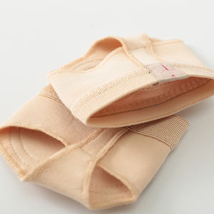 Accesorios <span class=keywords><strong>de</strong></span> baile <span class=keywords><strong>de</strong></span> <span class=keywords><strong>Ballet</strong></span> diseño <span class=keywords><strong>de</strong></span> punta abierta tacones <span class=keywords><strong>de</strong></span> baile <span class=keywords><strong>de</strong></span> <span class=keywords><strong>Ballet</strong></span> profesional almohadilla <span class=keywords><strong>de</strong></span> dedo del <span class=keywords><strong>pie</strong></span> <span class=keywords><strong>de</strong></span> mujer con zapatos <span class=keywords><strong>de</strong></span> baile <span class=keywords><strong>de</strong></span> cuero <span class=keywords><strong>de</strong></span> lujo - Product Image 4