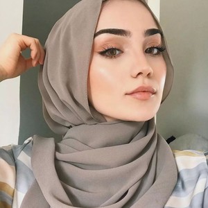 Nuovo Foulard Monocolore in Chiffon di Perle alla Moda per Donna, Stile Malese, Vendita all'Ingrosso - Product Image 1