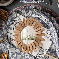 Miroir mural rond en bois fait main de style farmhouse, avec cadre en forme de soleil, décoration bohème rustique pour la chambre à coucher, le salon, la salle de bain