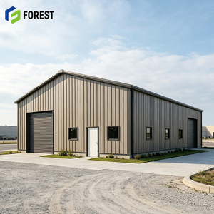 Entrepôt préfabriqué moderne à faible coût en acier au carbone pour stockage extérieur, conception forestière, avec Q235B/Q355B - Product Image 1