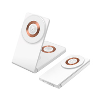 Kit de cargador rápido inalámbrico magnético plegable 3 en 1 Soporte personalizado 3 en 1 para teléfonos celulares Función PD Salida de 5V/1A para auriculares