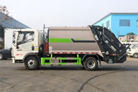 Camion Compacteur à Ordures SINOTRUK HOWO 4x2 Diesel à Chargement Arrière, Corps de Compression Scellé, Véhicule pour Déchets Municipaux, Vente Directe Usine
