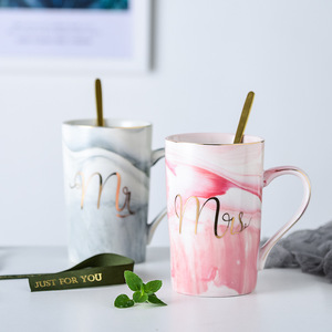 Set Hadiah Cangkir Mug Keramik Marmer Kreatif Pernikahan Nordik Kopi Kustom dengan Kotak Hadiah - Product Image 6