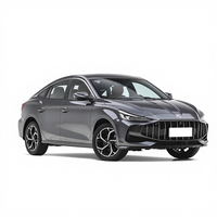 SAIC MG5 2025 180DVVT Édition Mondiale de Pointe Nouvelle Transmission Automatique Conduite à Gauche Berline Compacte 4 Portes 5 Places