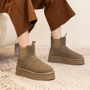 Bottes de neige personnalisées en laine pour femme, semelles épaisses, <span class=keywords><strong>isolation</strong></span> hivernale, cuir givré, antidérapantes, légères, doublure en peluche, montantes à la <span class=keywords><strong>cheville</strong></span> - Product Image 4