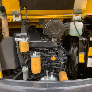 Gebruikte <span class=keywords><strong>Komatsu</strong></span> PC56-<span class=keywords><strong>7</strong></span> Graafmachine Japan Originele Verpakking Export Logging Video 5 Ton Werkende Motor Versnellingsbak Pomp Lager Plc - Product Image 6