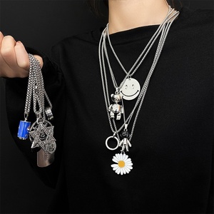 Collar <span class=keywords><strong>de</strong></span> <span class=keywords><strong>Cadena</strong></span> <span class=keywords><strong>de</strong></span> Acero <span class=keywords><strong>de</strong></span> Titanio Combinable con Todo, Estilo Hip-Hop, Personalidad Urbana, Marca <span class=keywords><strong>de</strong></span> Moda, Colgante <span class=keywords><strong>de</strong></span> Aleación para Hombre y Mujer - Product Image 3