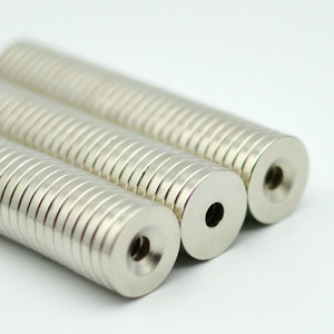 12000 Gauss imán de neodimio círculo de disco de ferrita redondo imanes de 1 pulgada con agujeros - Product Image 4