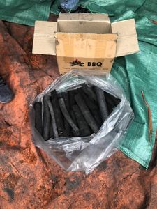 ซูเปอร์มาร์เก็ต3กก. ถ่านในกล่องบรรจุภัณฑ์ไม้เนื้อแข็งความร้อนสูงสำหรับบาร์บีคิวสินค้าขายปลีก - Product Image 5
