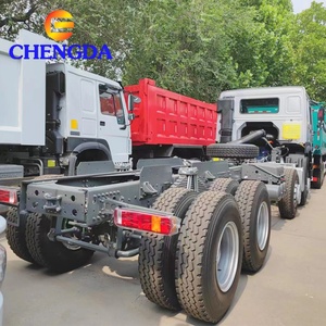 Autocarro Sinotruk Howo 8x4 Nuovo Telaio Diesel 371HP per Carichi Pesanti, Telaio di Seconda Classe, Autocisterna/Autocarro Ribaltabile/Autocarro Cisterna Carburante - Product Image 2