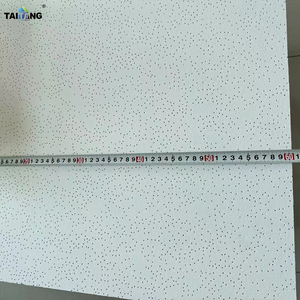 Dalles de plafond acoustiques 60x60, panneaux de plafond suspendus en fibre minérale 2x4 pieds, panneau de plafond noir - Product Image 4