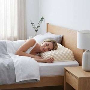 Almohada Cervical Moderna de Espuma Viscoelástica con Funda Infundida con Carbón de Bambú, Lavable, Refrescante y con Protección Antibacteriana - Product Image 6