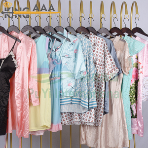 Intimo in Seta per Donna All'Ingrosso, Tutte le <span class=keywords><strong>Stagioni</strong></span>, Taglie Miste, Abbigliamento di Seconda Mano in Stock, Vestiti Usati Gratuiti in Balle, Marca PUYI - Product Image 3