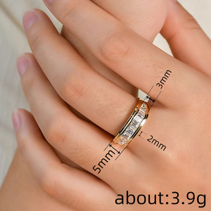 Anello vintage in stile palazzo con zirconi quadrati, elegante gioiello da donna, accessorio regalo. - Product Image 4