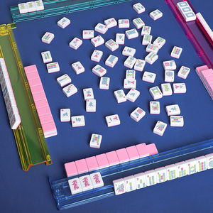 <span class=keywords><strong>Juego</strong></span> <span class=keywords><strong>de</strong></span> Fichas <span class=keywords><strong>de</strong></span> Mahjong Americano <span class=keywords><strong>de</strong></span> Lujo, Plegable y Fácil <span class=keywords><strong>de</strong></span> Transportar, 1.2 Pulgadas, 166 Piezas, Rosa y Blanco, Doble Capa, para Juegos <span class=keywords><strong>de</strong></span> <span class=keywords><strong>Casino</strong></span> - Product Image 3