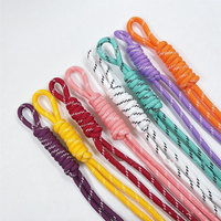 Porte-clés en macramé tressé en nylon fait main pour femmes - Breloques de sac en corde style bohème, plusieurs couleurs pour décorations de sacs à main