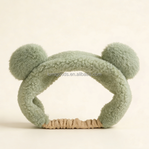 Bandeaux de spa <span class=keywords><strong>LUMI</strong></span> pour femmes et filles, pour le lavage du visage et le maquillage, avec oreilles d'ours mignonnes, réutilisables, antidérapants, en polaire Teddy coréenne, vert matcha - Product Image 6