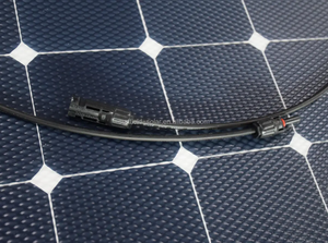 Sunfield Pliable Sunpower Haute Efficacité Retour Contact 120W 130Wp <span class=keywords><strong>150w</strong></span> ETFE Panneaux Solaires Semi Flexibles <span class=keywords><strong>pour</strong></span> Bateau RVs Voitures de Golf - Product Image 3
