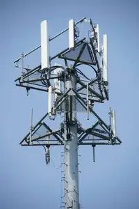 Galvanized 35m-60m Monopole Gsm Antenna Cell Phone Telecommunication Tower