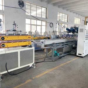 Dispositif clair de fabrication d'extrudeuse de Tube de tuyau de tonnerre d'aspiration de jardin d'eau de renfort de fil métallique de <span class=keywords><strong>PVC</strong></span> - Product Image 3