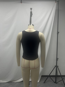 Estivo di alta qualità con logo personalizzato lavorato <span class=keywords><strong>a</strong></span> maglia bianco con <span class=keywords><strong>canotta</strong></span> larga grafica <span class=keywords><strong>a</strong></span> tracolla costola da donna Top corto - Product Image 2