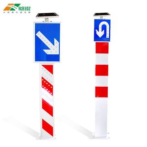 เสาเตือนจราจรพลังงานแสงอาทิตย์ Q235 แบบสะท้อนแสงพร้อมไฟ LED กระพริบ ติดตั้งบนพื้นดิน - Product Image 4