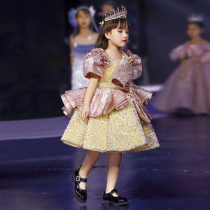 Vestido de tutú corto con lentejuelas y volantes para niñas, ideal para cumpleaños, fotografía, desfiles o actuaciones individuales, color dorado. - Product Image 1