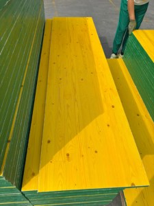 21mm 27mm 3m di lunghezza del pannello giallo di chiusura pannelli impiallacciatura cassaforma per la costruzione di <span class=keywords><strong>ponteggio</strong></span> per esterni modello di impalcatura - Product Image 4